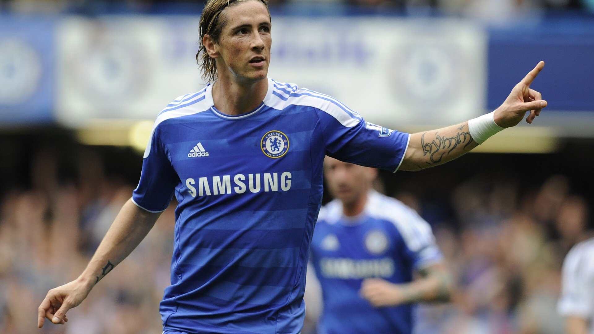 法甲球员视觉追踪训练提升快速决策能力的探索